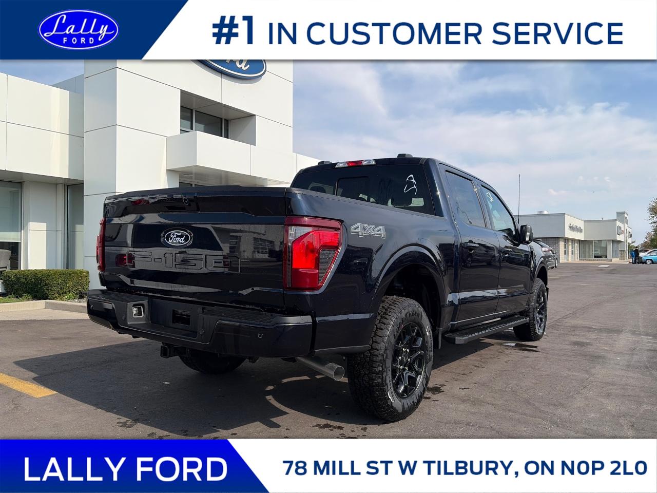 2025 Ford F-150 XLT Photo2