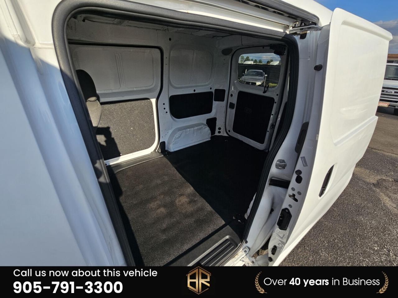 2017 Nissan NV200 No Accidents Reported | S | Cargo van Photo