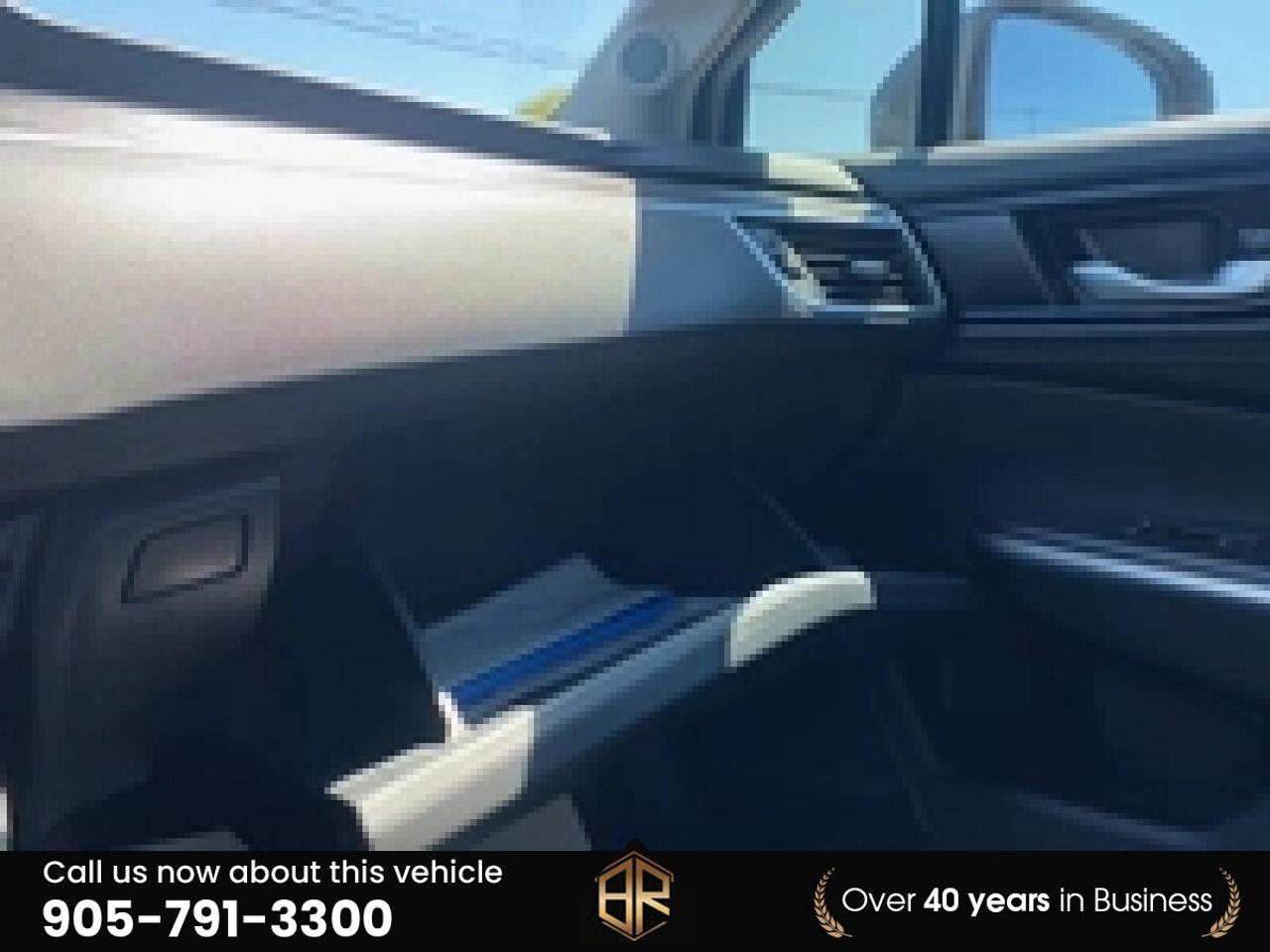2019 Honda Clarity Plug-In Hybrid | No Accidents Reported Photo