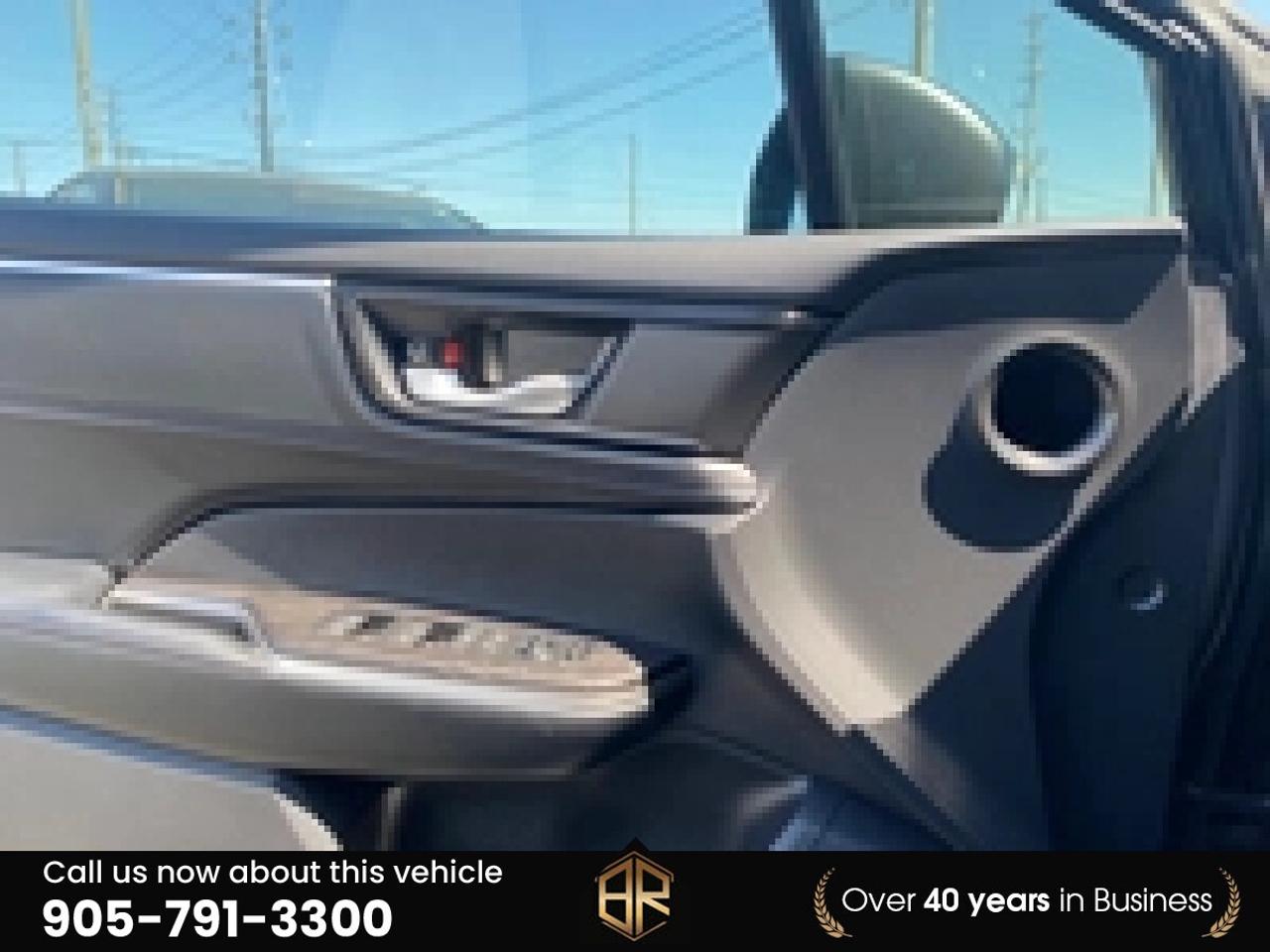 2019 Honda Clarity Plug-In Hybrid | No Accidents Reported Photo