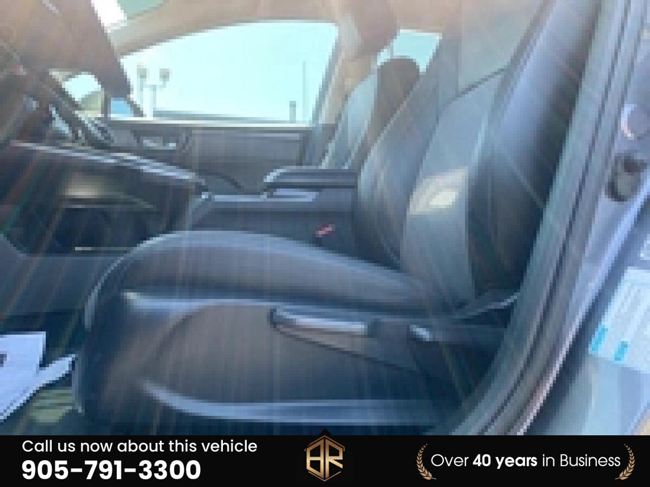 2019 Honda Clarity Plug-In Hybrid | No Accidents Reported Photo