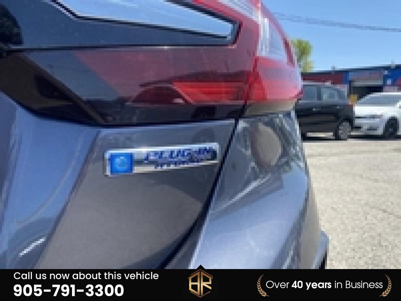 2019 Honda Clarity Plug-In Hybrid | No Accidents Reported Photo