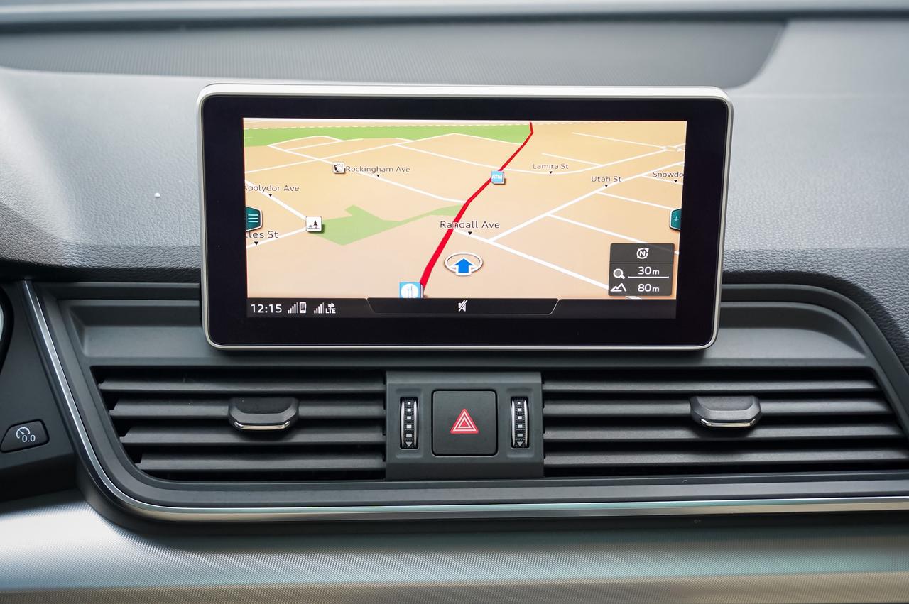 2020 Audi Q5 Premium Plus Photo