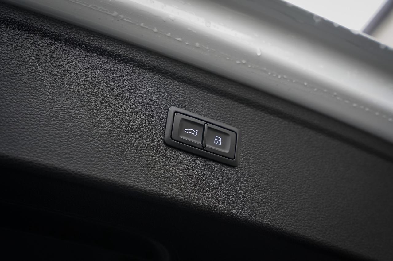 2020 Audi Q5 Premium Plus Photo