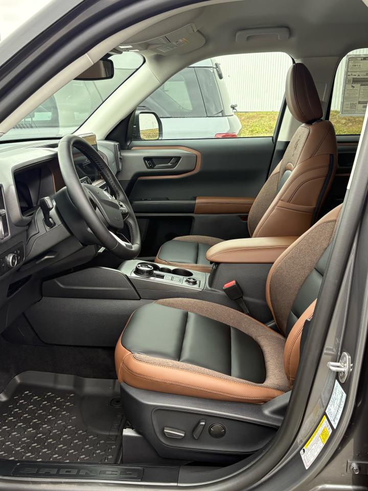 2025 Ford Bronco Sport Outer Banks® Photo3