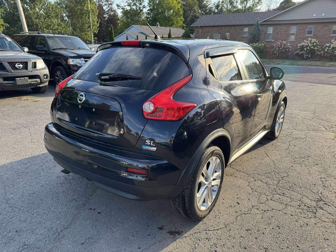 2012 Nissan Juke SV - Photo #4