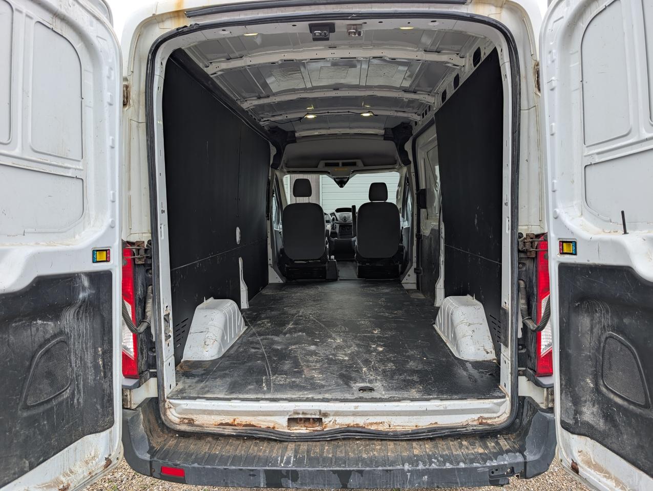 2017 Ford Transit 250 MR VAN Photo