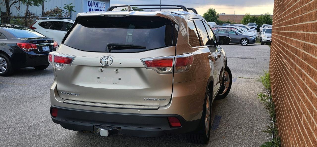 2016 Toyota Highlander AWD 4DR LIMITED Photo
