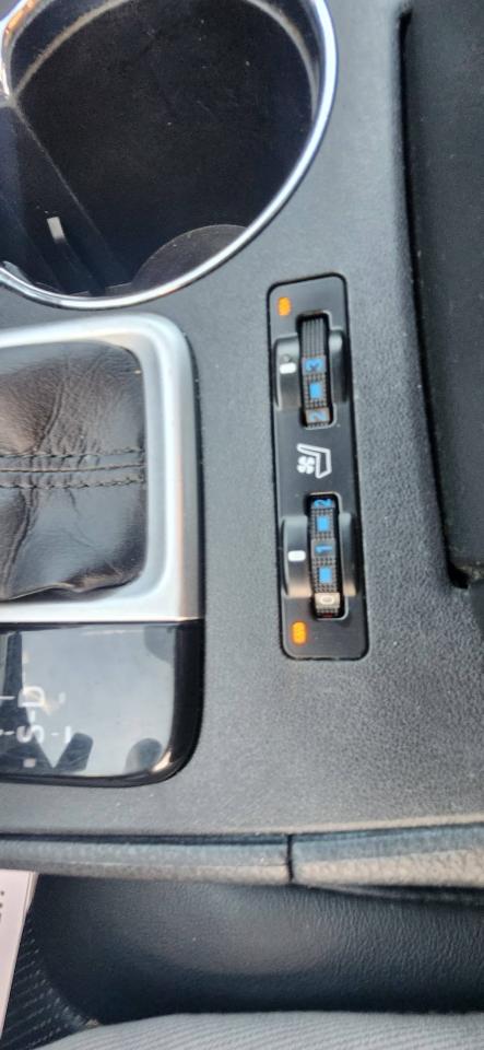 2016 Toyota Highlander AWD 4DR LIMITED Photo