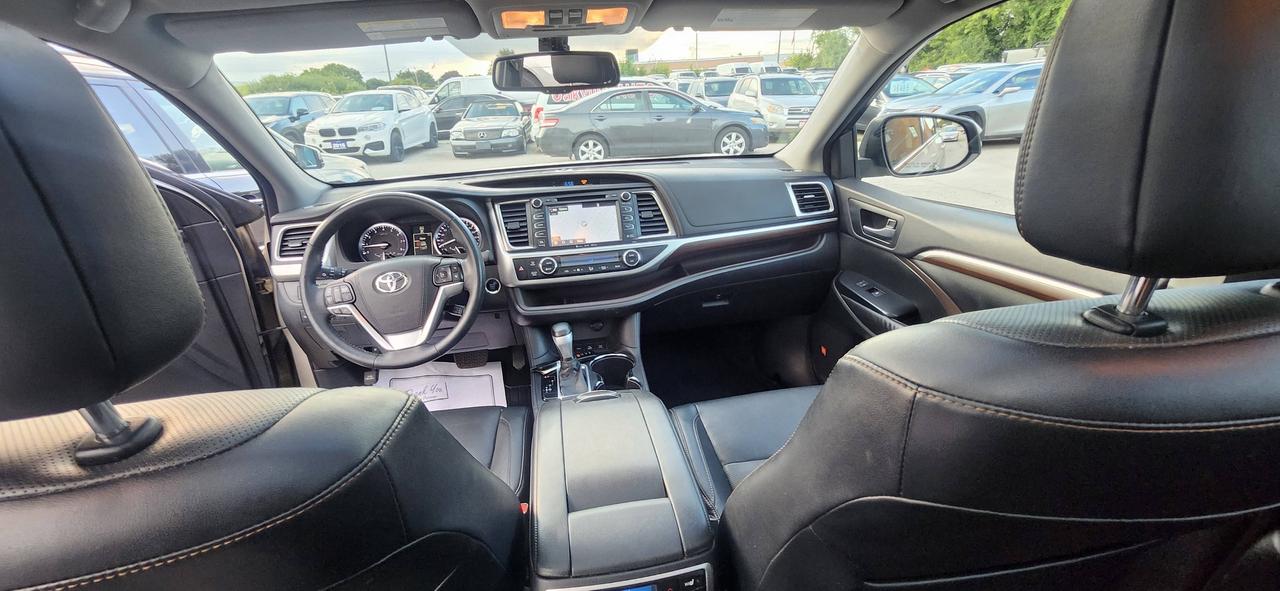 2016 Toyota Highlander AWD 4DR LIMITED Photo