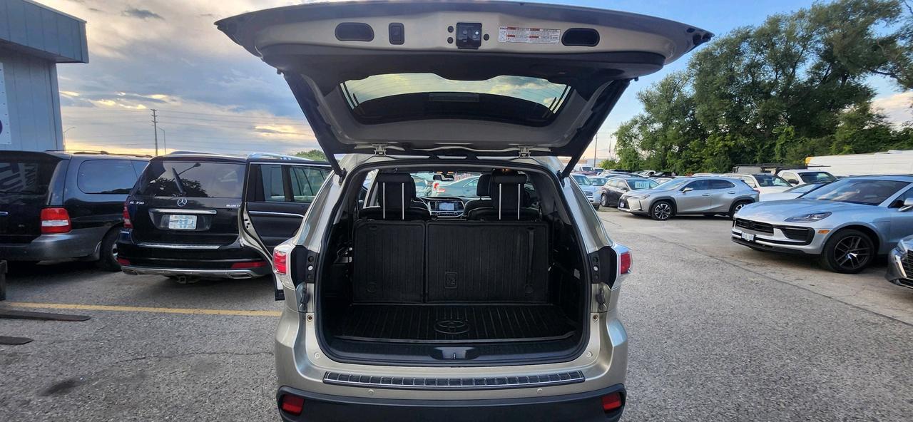 2016 Toyota Highlander AWD 4DR LIMITED Photo