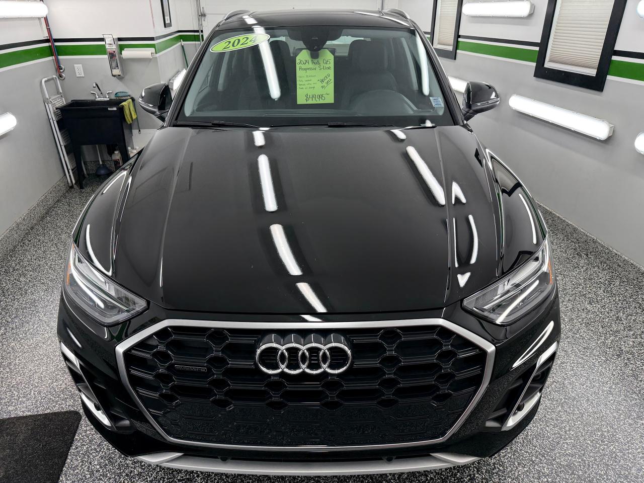 2024 Audi Q5 Progressiv S-Line - Photo #2