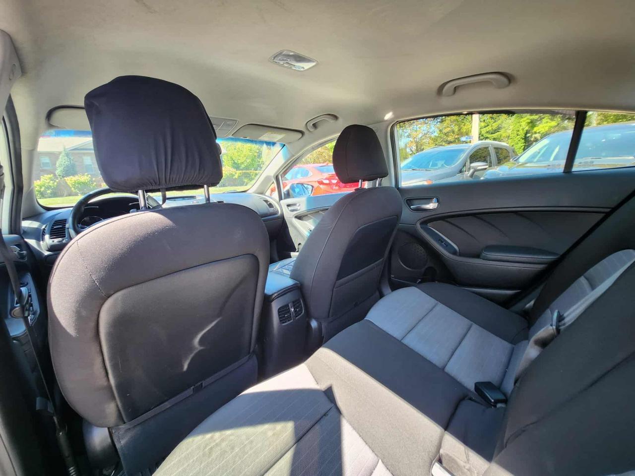 2016 Kia Forte EX - Photo #10