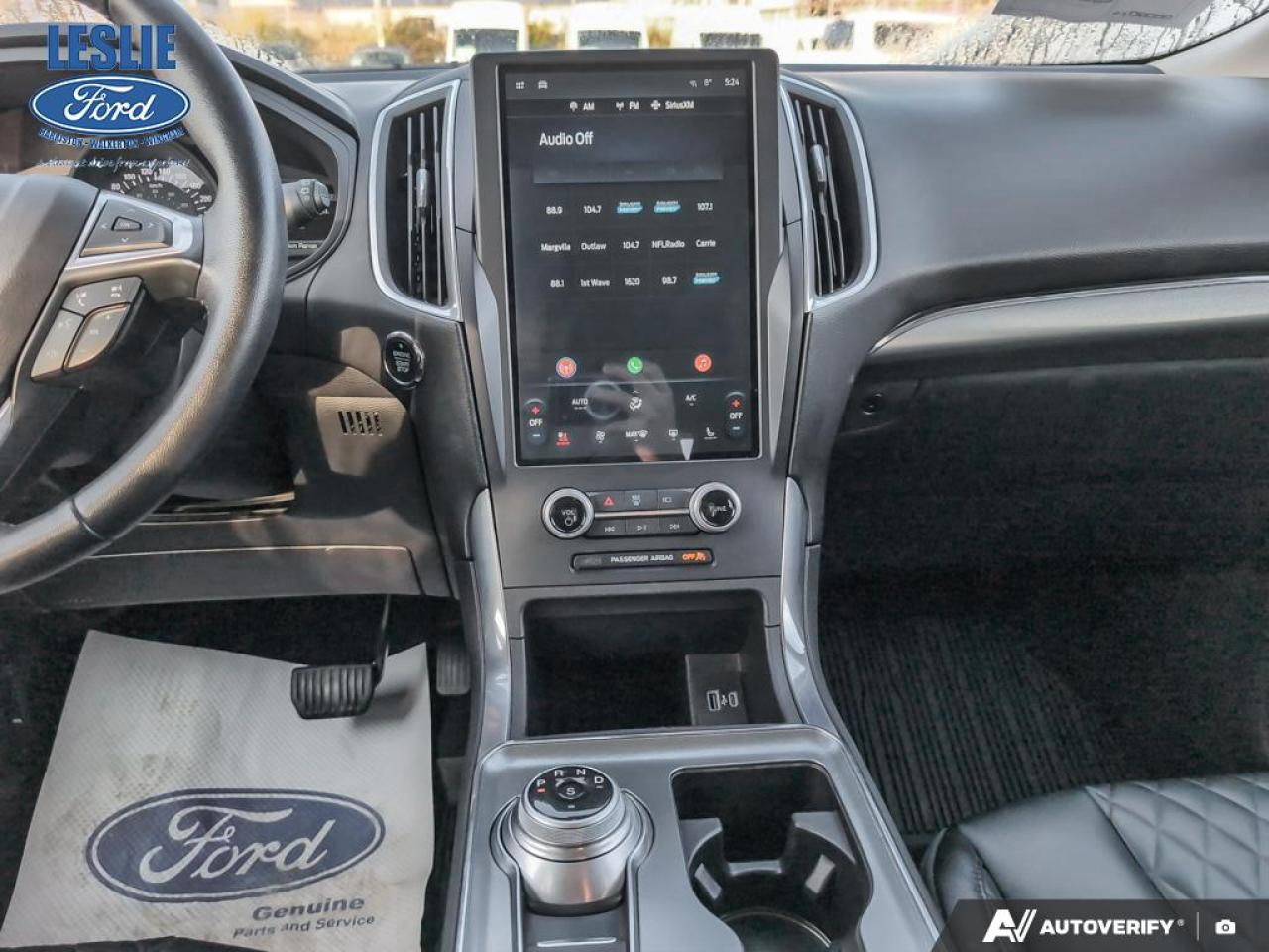 2023 Ford Edge Titanium AWD Photo