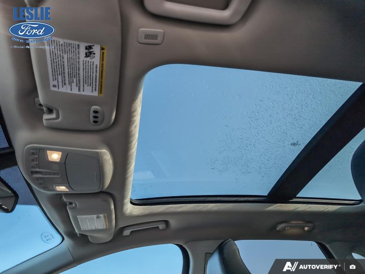 2023 Ford Edge Titanium AWD Photo