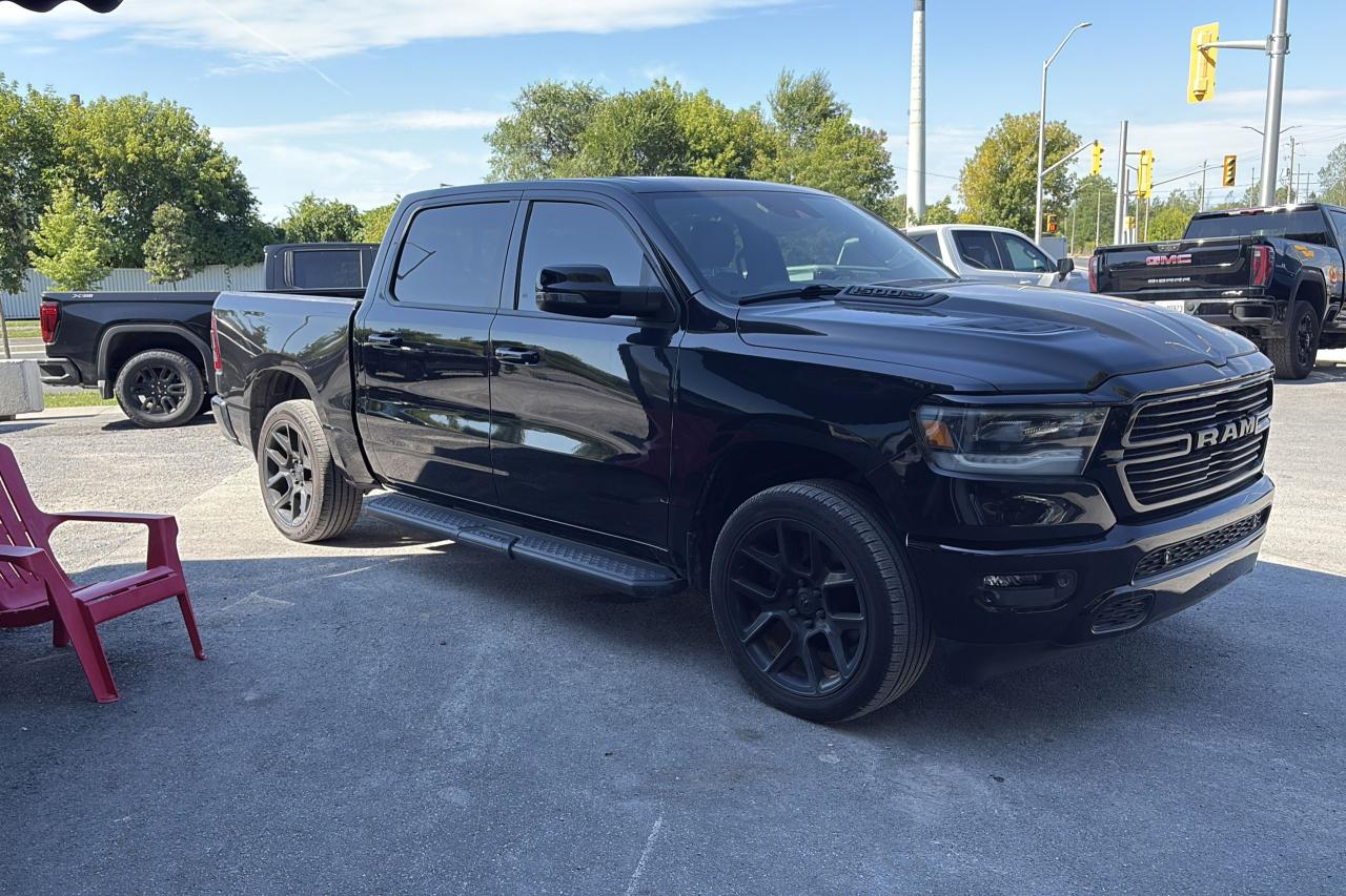 2023 RAM 1500 SPORT - Photo #4