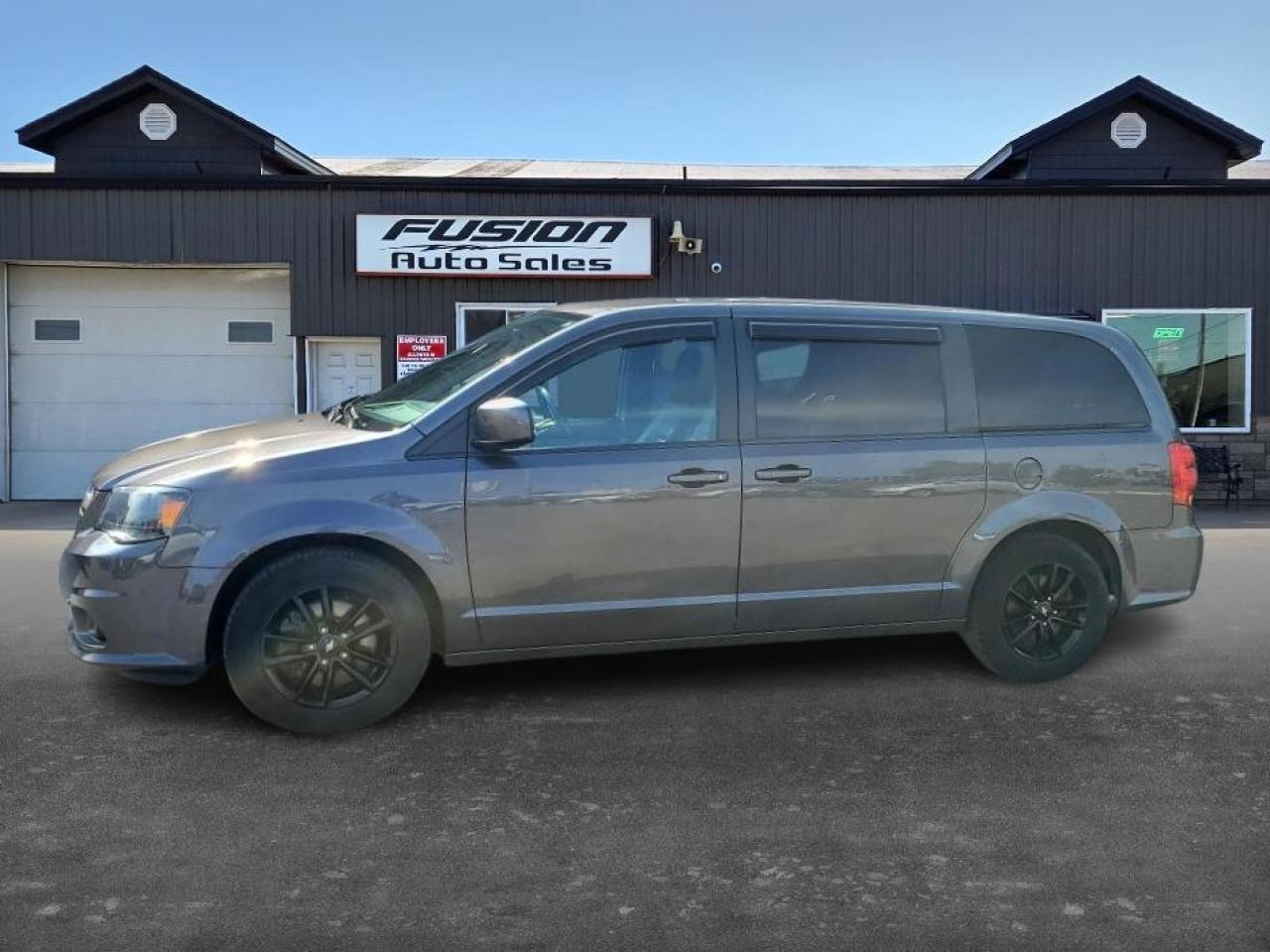 2019 Dodge Grand Caravan GT-LEATHER-DVD-NAVIGATION-PWR SLIDING DOORS & GATE - Photo #2