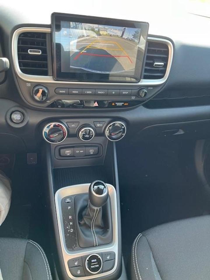 2025 Hyundai Venue PREFERRED Photo