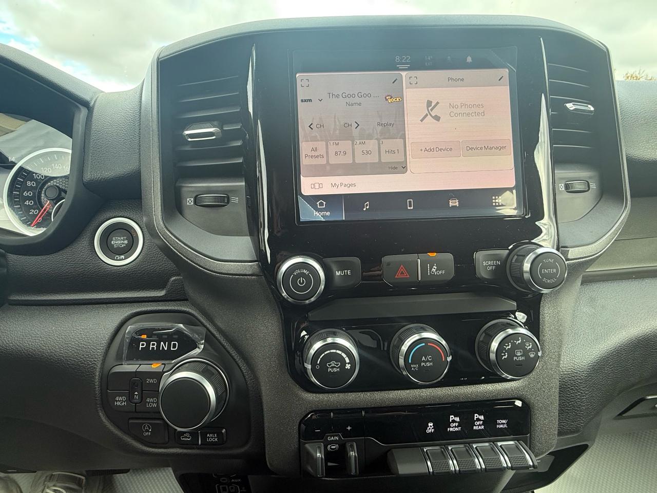 2026 RAM 1500 Warlock 4x4 Crew Cab 5'7" Box Photo12