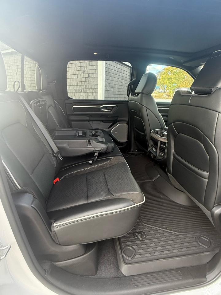 2026 RAM 1500 Laramie 4x4 Crew Cab 5'7" Box Photo41