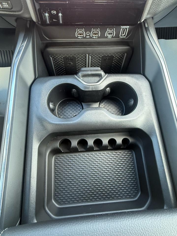 2026 RAM 1500 Laramie 4x4 Crew Cab 5'7" Box Photo16