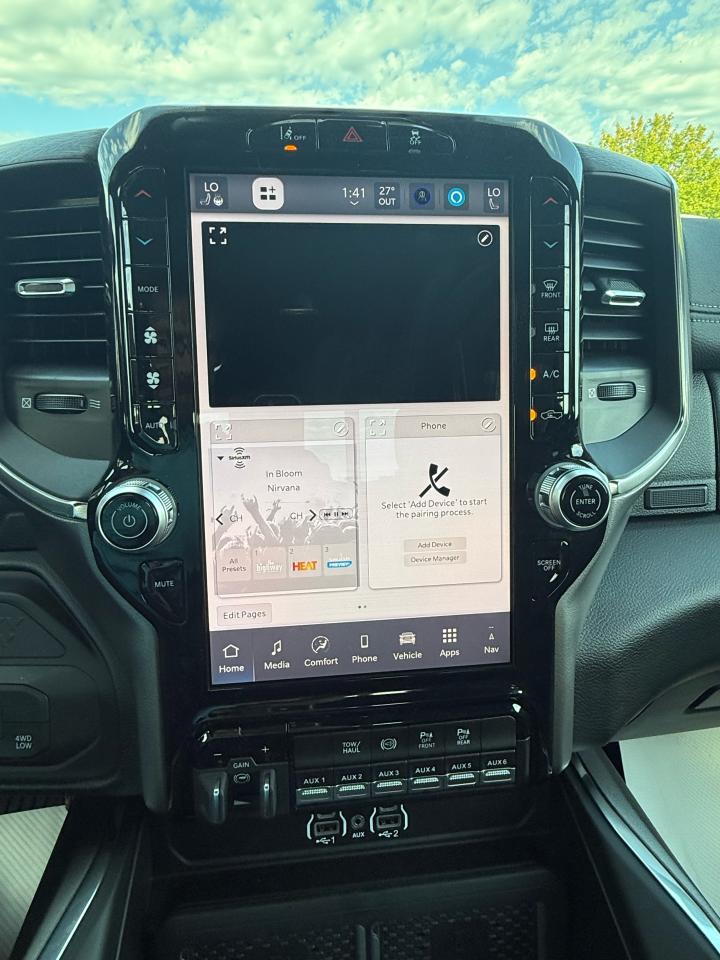 2026 RAM 2500 Laramie 4x4 Crew Cab 6'4" Box Photo19