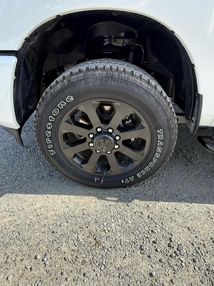 2026 RAM 2500 Laramie 4x4 Crew Cab 6'4" Box Photo37