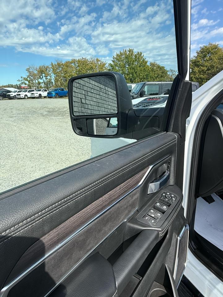 2026 RAM 2500 Laramie 4x4 Crew Cab 6'4" Box Photo38