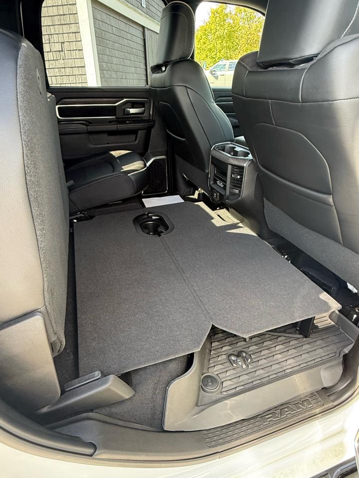 2026 RAM 2500 Laramie 4x4 Crew Cab 6'4" Box Photo22