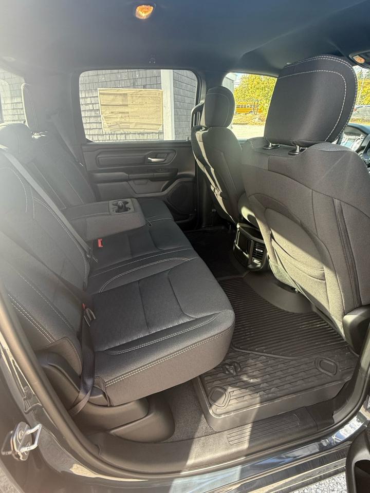 2025 RAM 1500 Tradesman 4x4 Crew Cab 5'7" Box Photo19