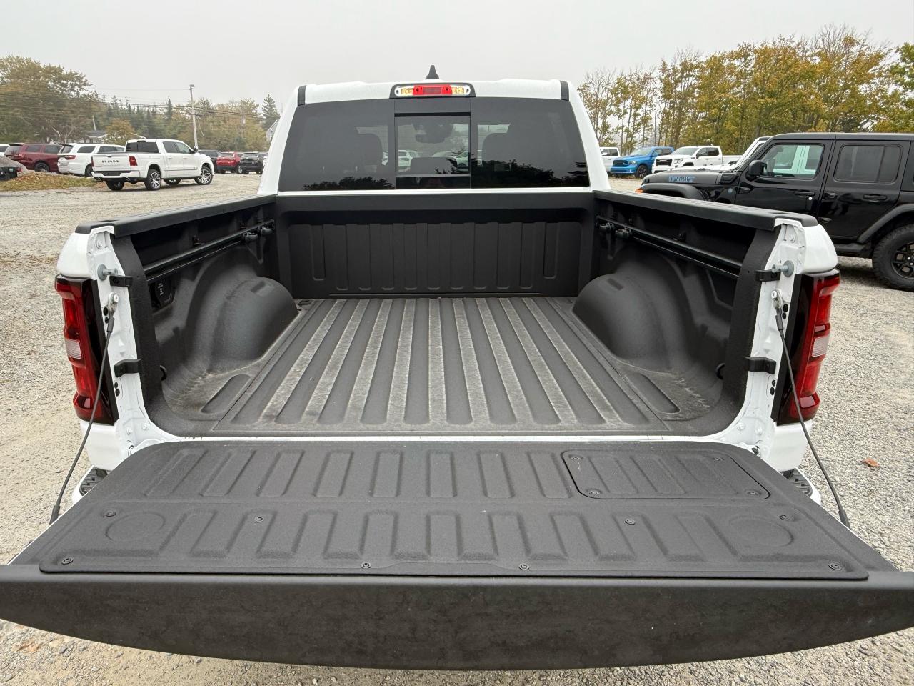 2025 RAM 1500 SPORT 4X4 CREW CAB 5'7" BOX Photo20