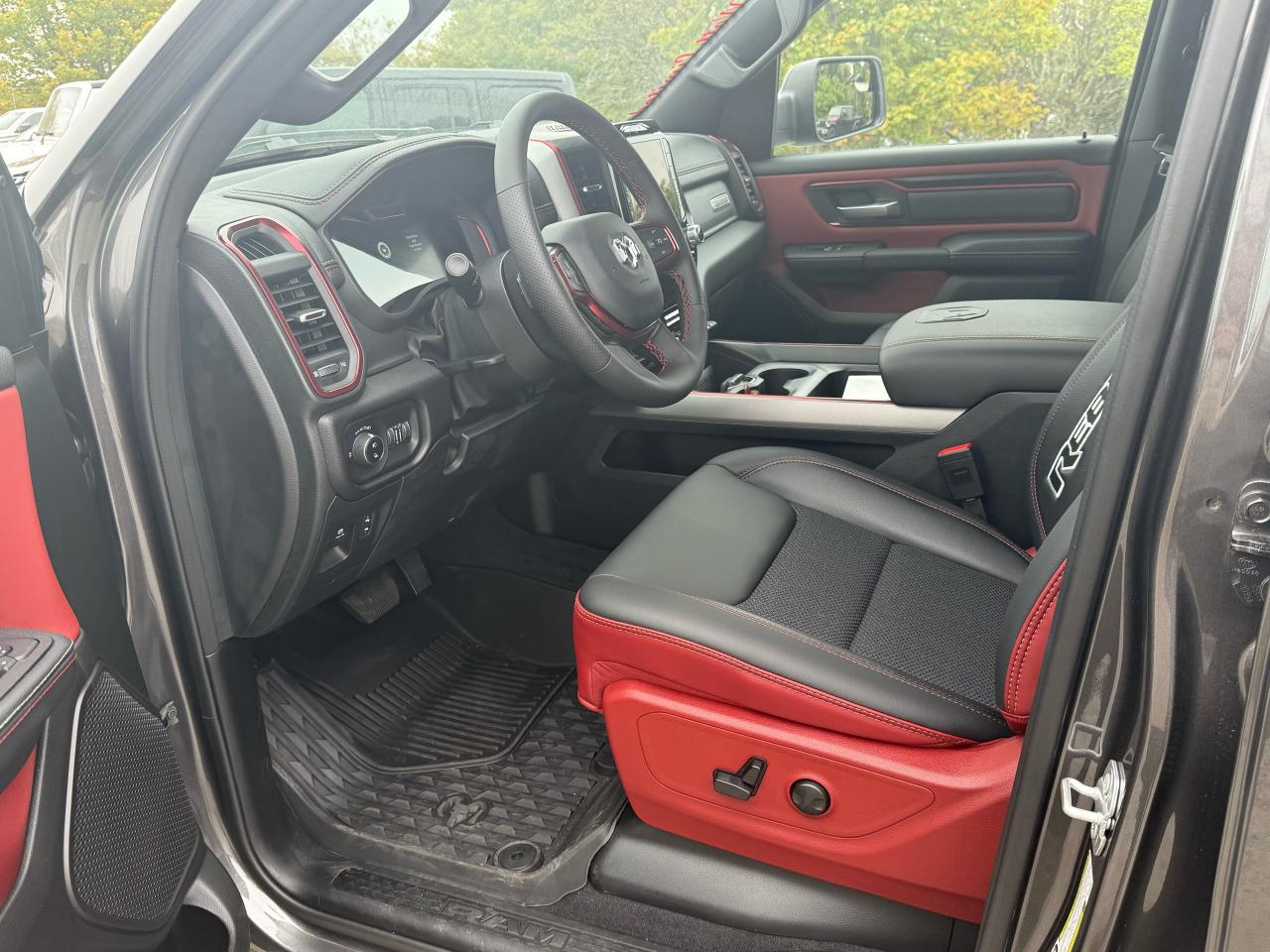 2025 RAM 1500 Rebel 4x4 Crew Cab 5'7" Box Photo34