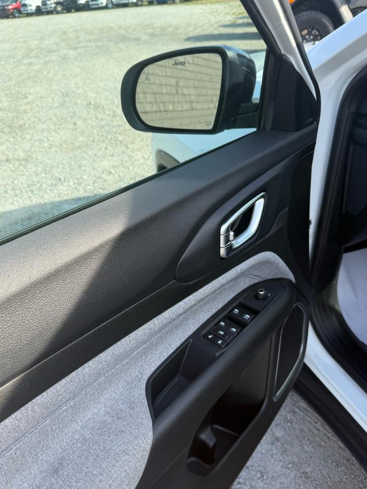 2026 Jeep Compass NORTH 4X4 Photo29