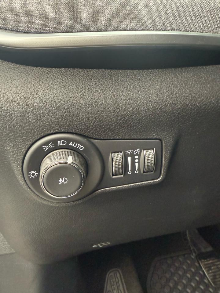 2026 Jeep Compass NORTH 4X4 Photo32