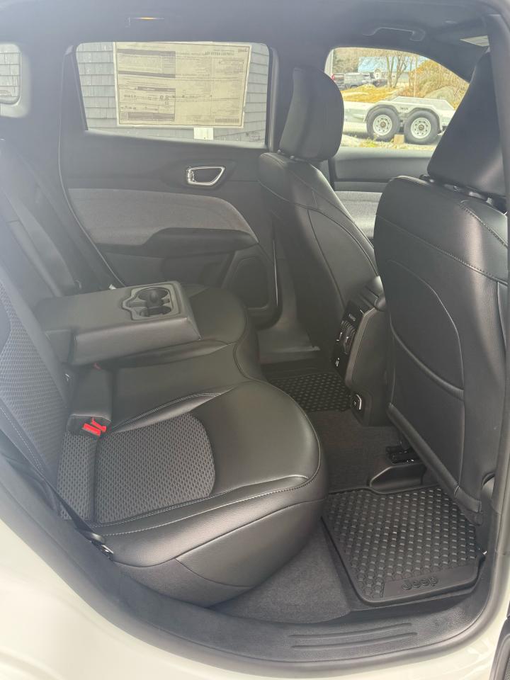 2026 Jeep Compass NORTH 4X4 Photo38