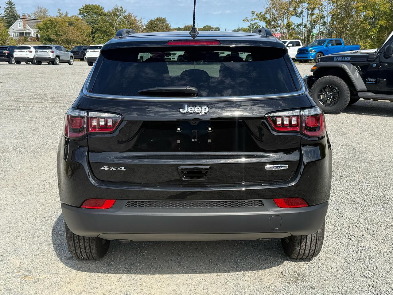 2026 Jeep Compass NORTH Photo