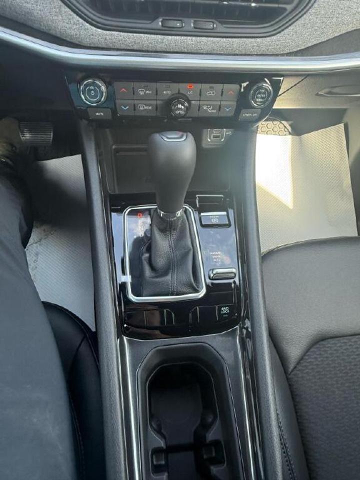 2026 Jeep Compass NORTH Photo