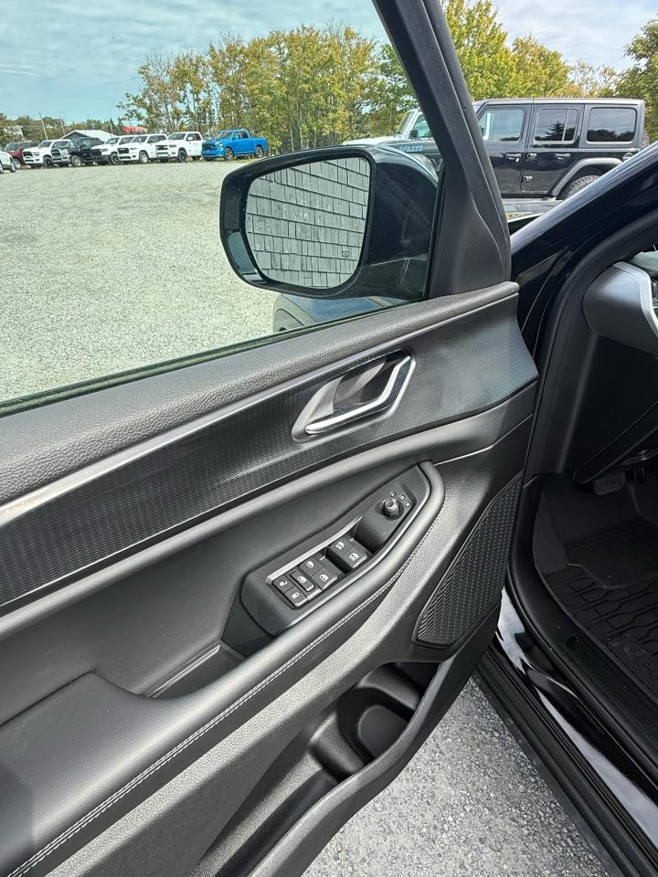 2025 Jeep Grand Cherokee L Altitude 4x4 Photo10