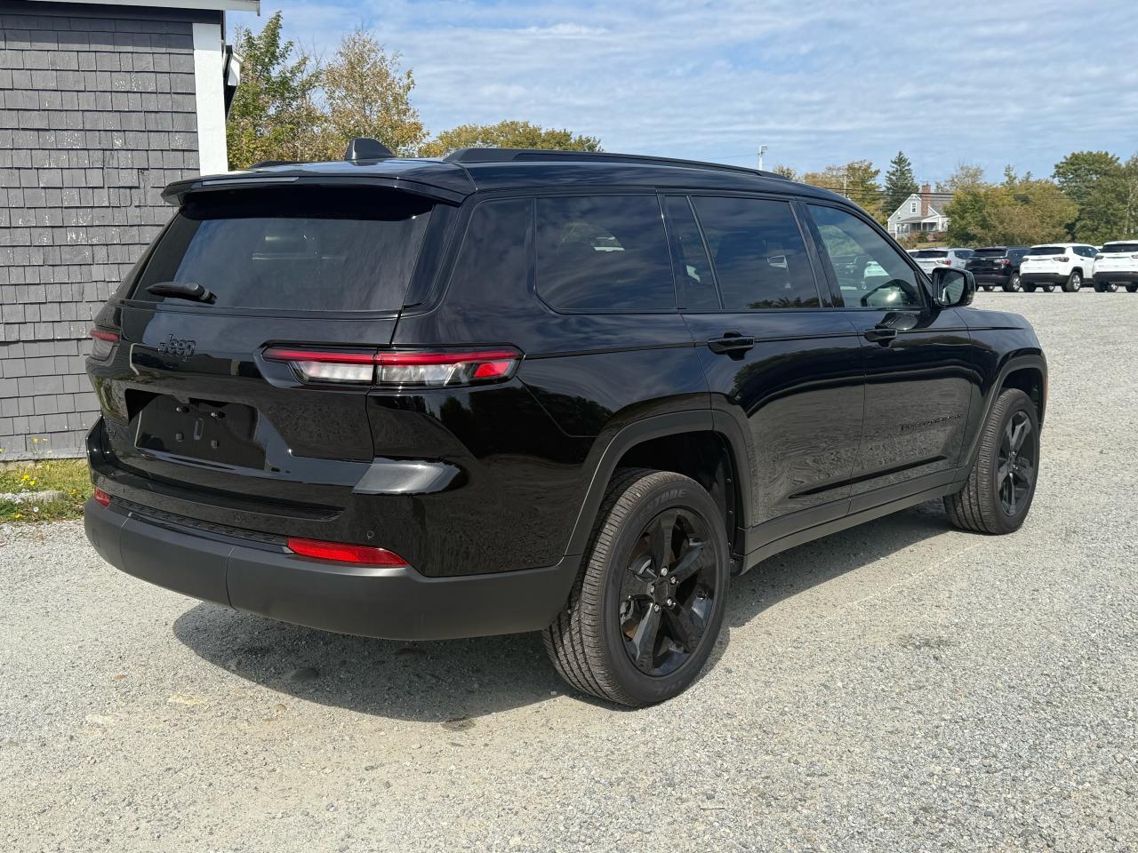 2025 Jeep Grand Cherokee L Altitude 4x4 Photo27