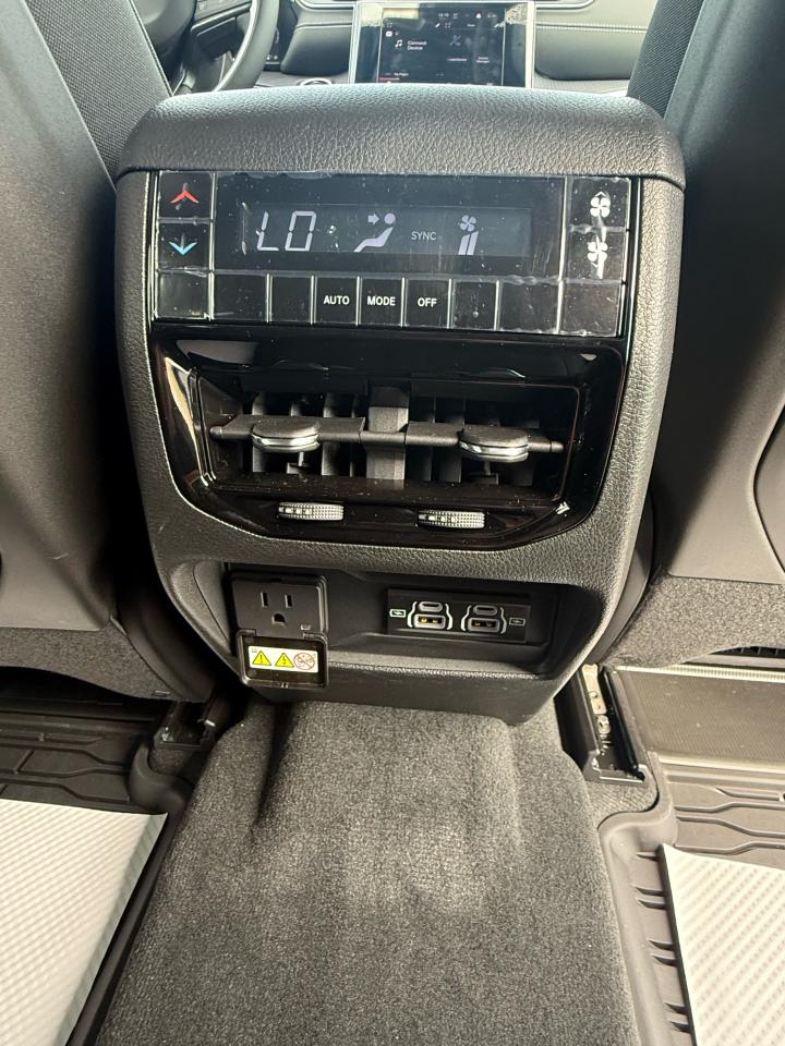 2025 Jeep Grand Cherokee L Altitude 4x4 Photo42