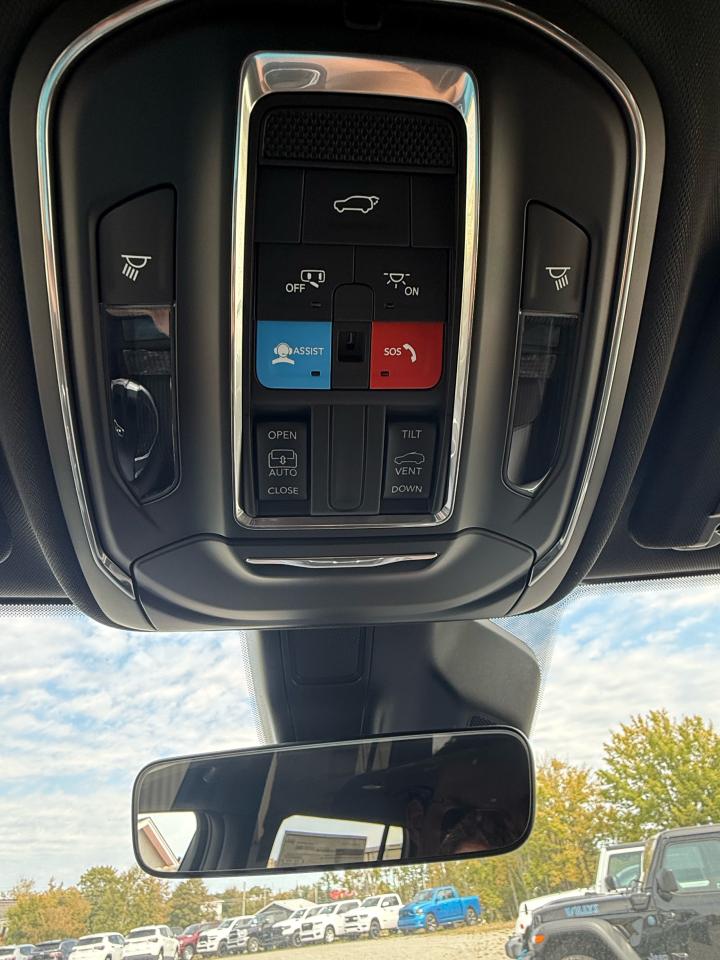 2025 Jeep Grand Cherokee L Altitude 4x4 Photo39