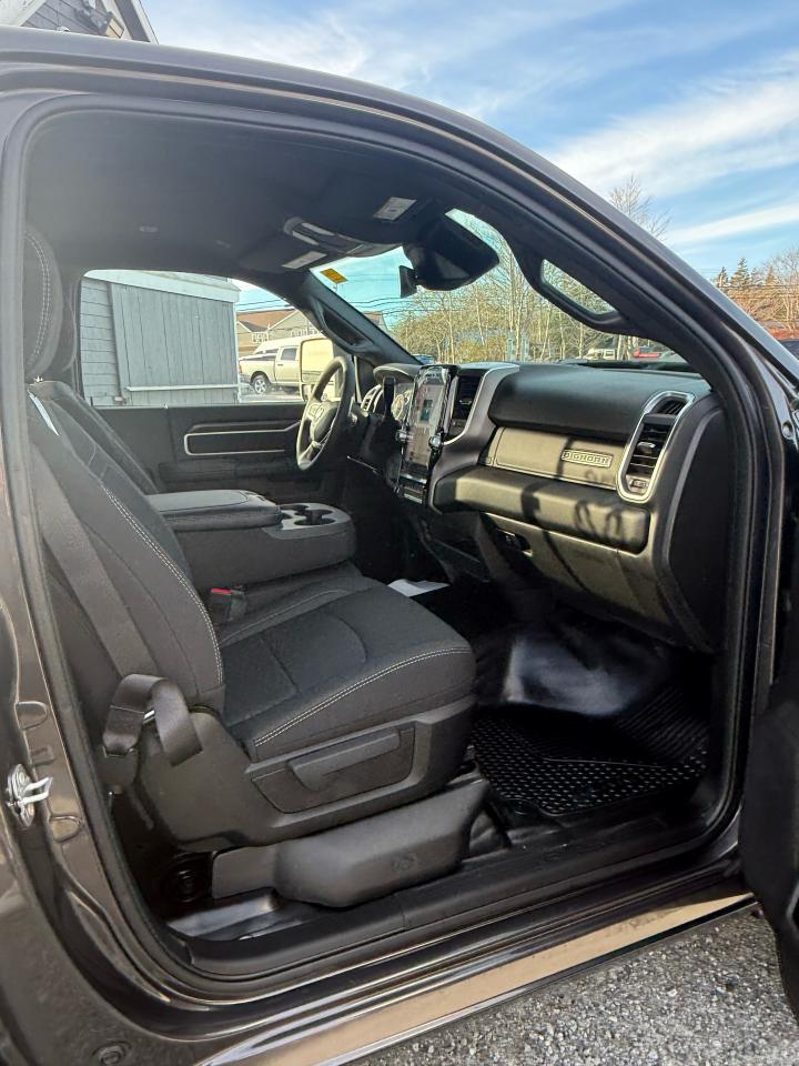 2026 RAM 2500 BIG HORN 4X4 REG CAB 8' BOX Photo16