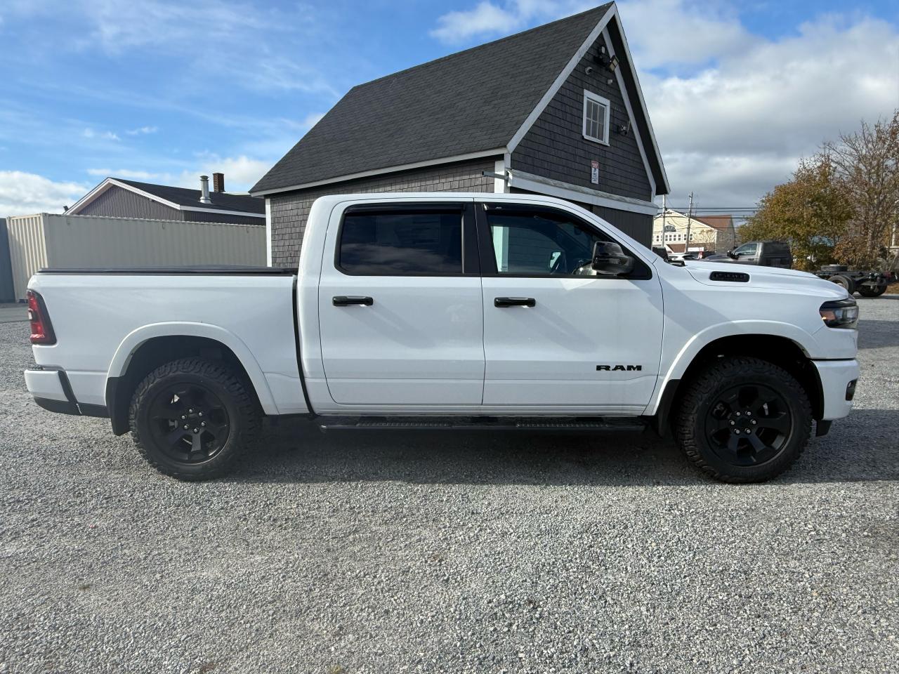 2025 RAM 1500 Big Horn 4x4 Crew Cab 5'7" Box Photo26