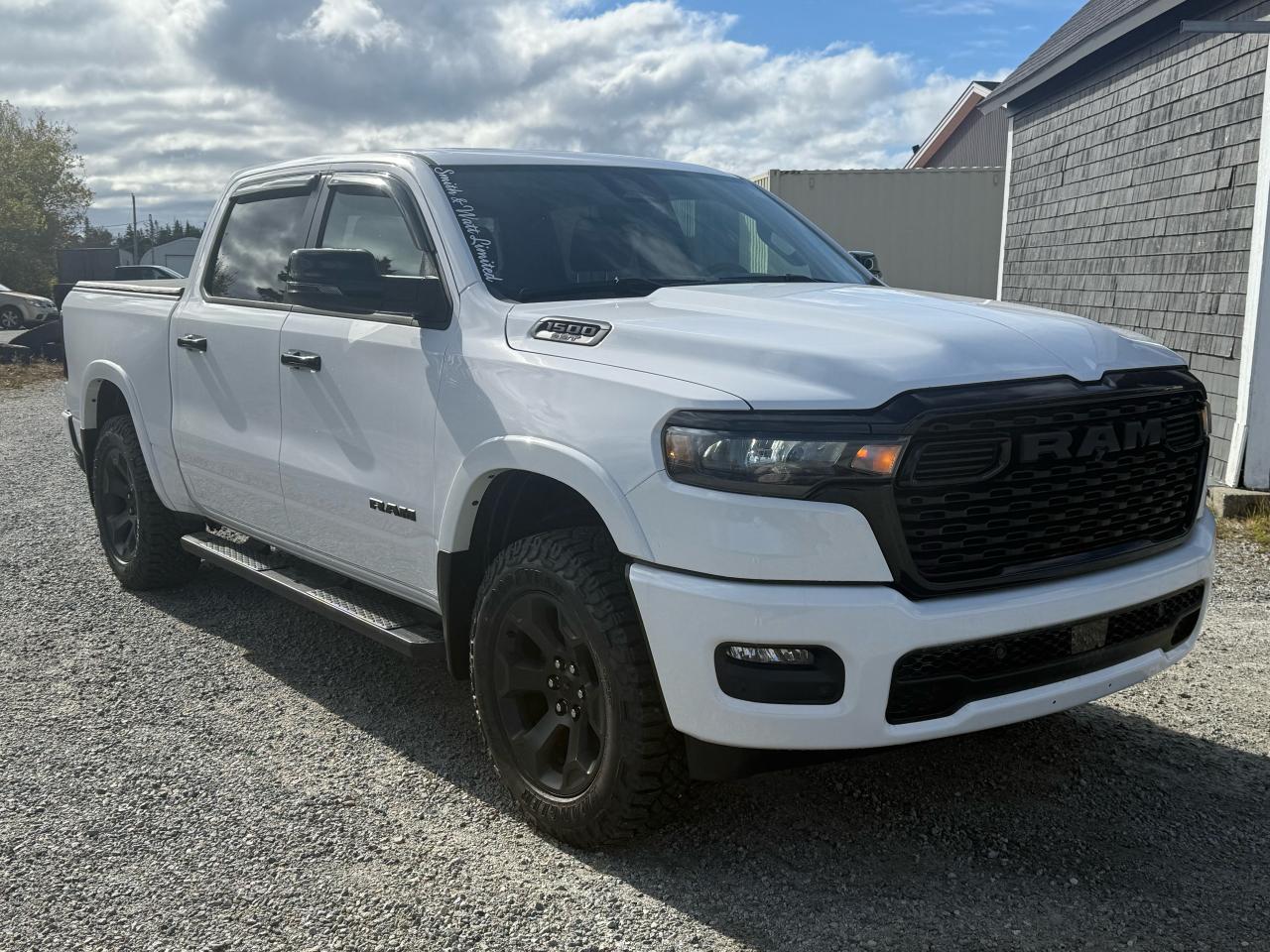 2025 RAM 1500 Big Horn 4x4 Crew Cab 5'7" Box Photo3