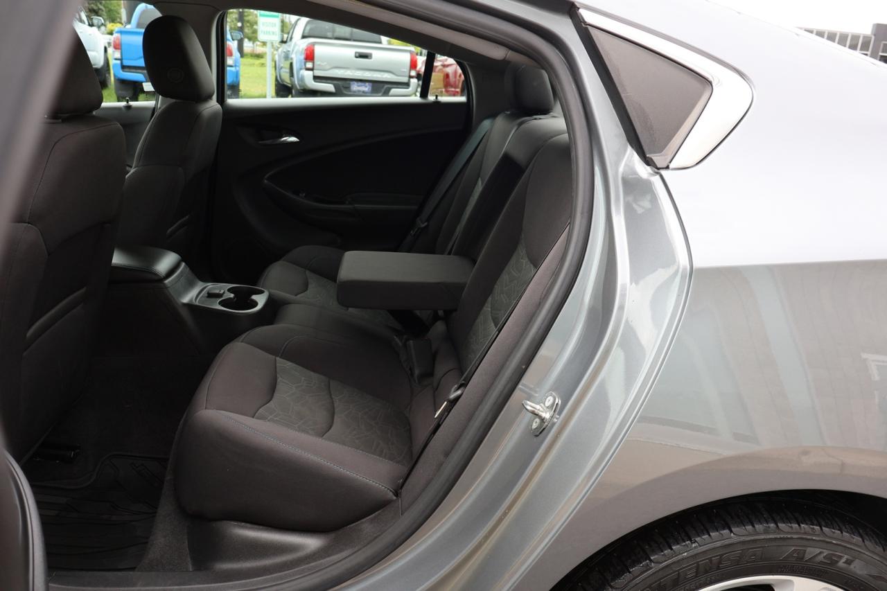 2018 Chevrolet Volt LT CERTIFIED *ACCIDENT FREE* CAMERA BLUETOOTH HEATED SEATS CRUISE ALLOYS - Photo #16