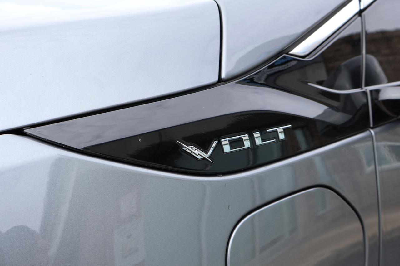 2018 Chevrolet Volt LT CERTIFIED *ACCIDENT FREE* CAMERA BLUETOOTH HEATED SEATS CRUISE ALLOYS - Photo #35