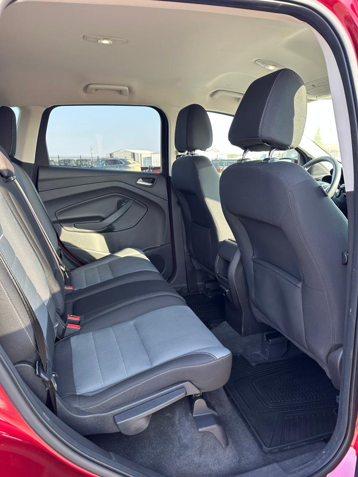 2013 Ford Escape FWD 4dr SE Photo