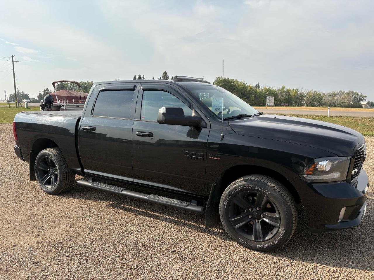 2018 RAM 1500 SPORT - Photo #3