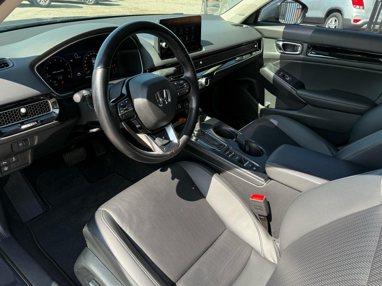 2022 Honda Civic Touring | Navigation | Backup Camera | Sunroof - Photo #9