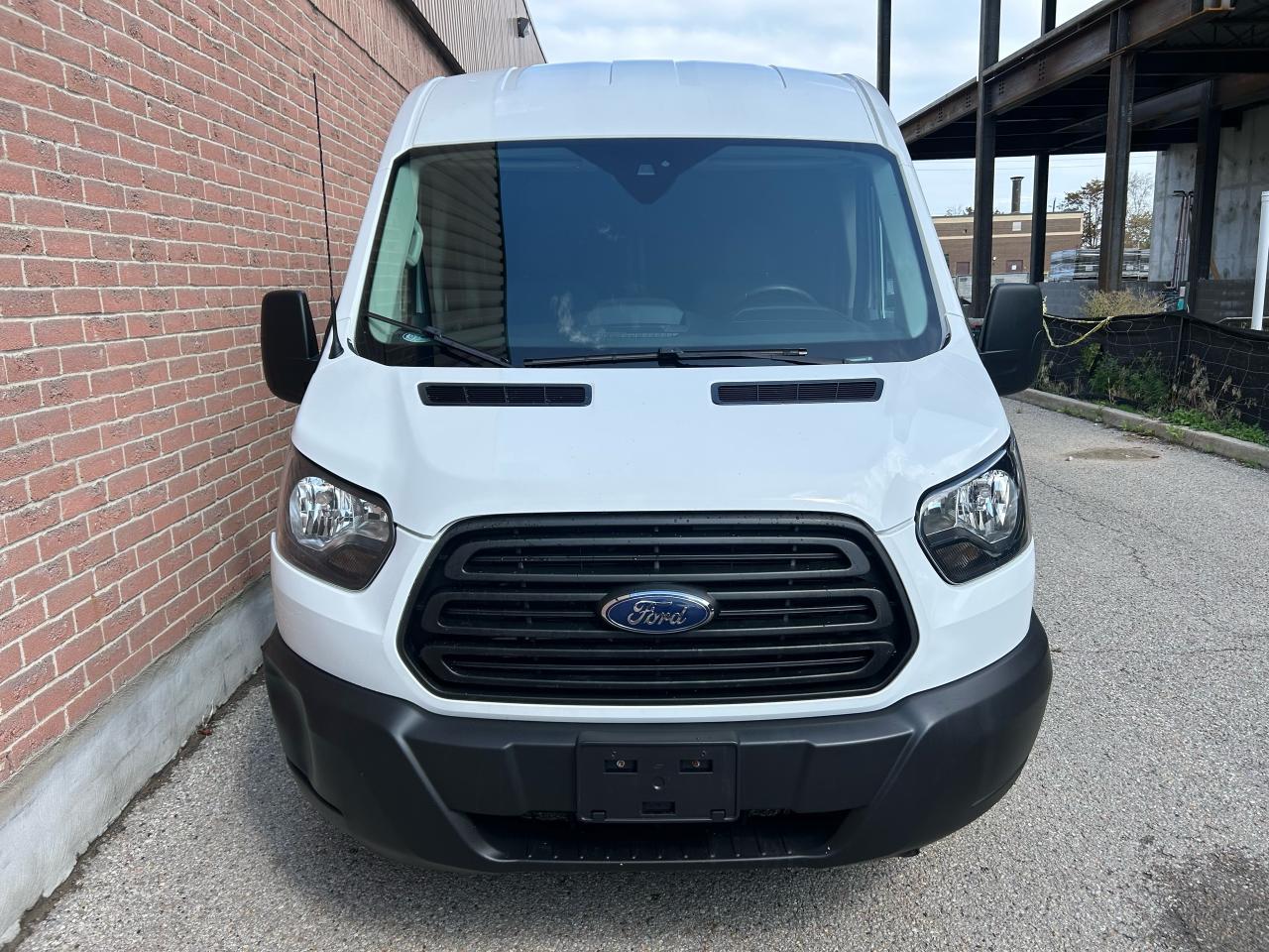 2019 Ford Transit 250 High Roof, 148 W/B Photo2